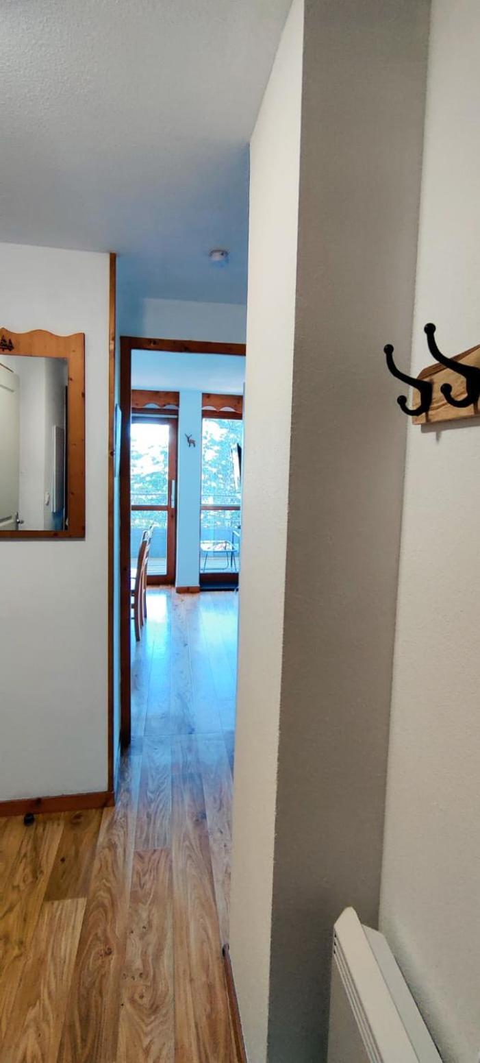 Appartement 3 Etoiles Au Pied Des Pistes Avec Balcon Ete Chamrousse Ngoại thất bức ảnh